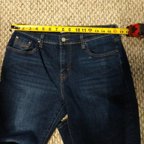 Levi's 505 Straight Leg Jeans - Picture 10 of 13
